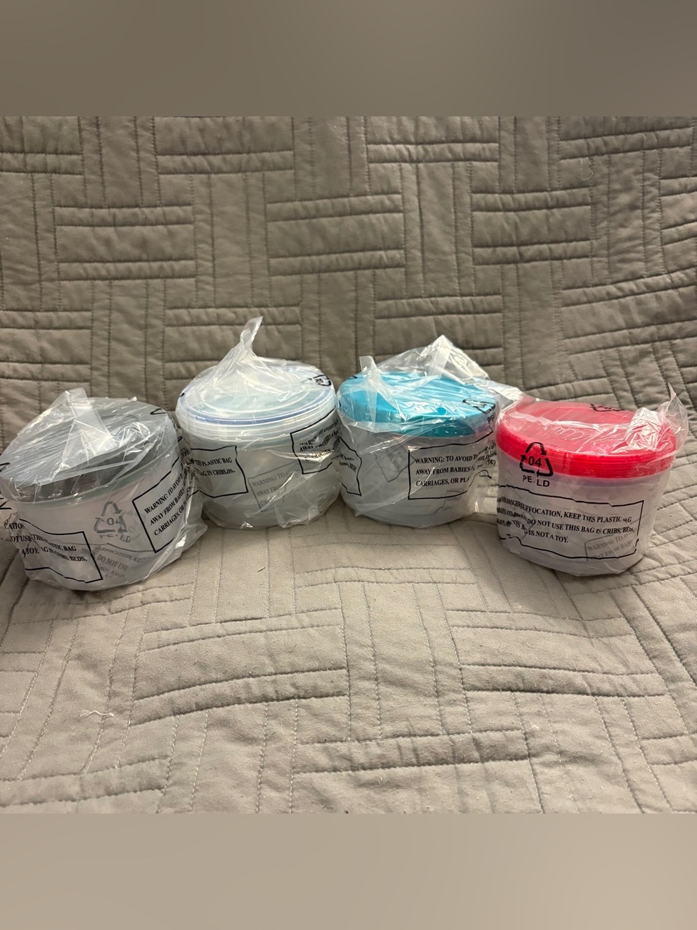 Lock & Lock Twist Storage Containers Nesting New (22oz 12oz 5oz)
